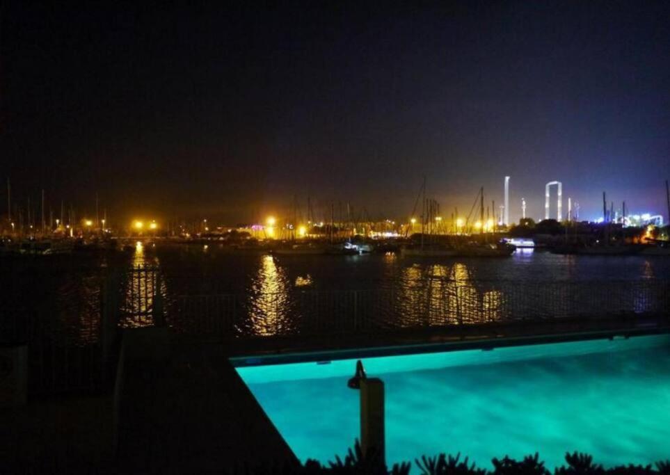 Appartement Avec Balcon, Vue Mer, Piscine, Parking Agde Εξωτερικό φωτογραφία